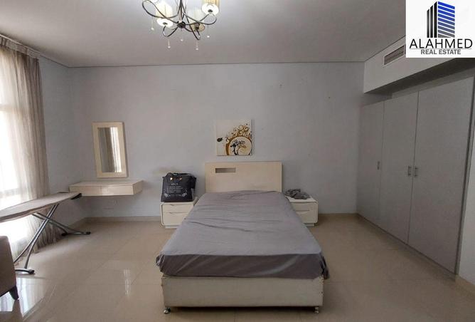 997208 - Property Image 2