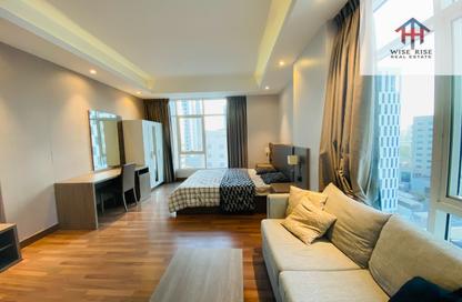Apartment - Studio - 1 Bathroom for rent in Sanabis - Manama - Capital Governorate