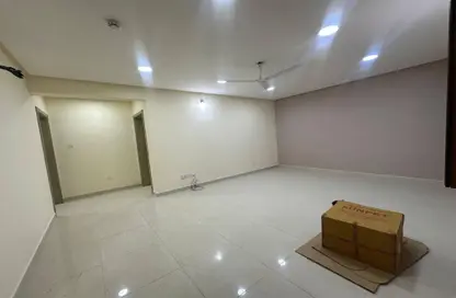 Apartment - 2 Bedrooms - 3 Bathrooms for rent in Sanad - Central Governorate Apartment - 2 Bedrooms - 3 Bathrooms for rent in Sanad - Central Governorate