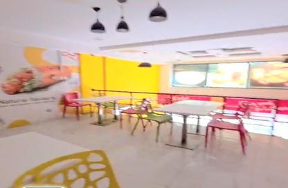 Shop - Studio - 1 Bathroom for rent in Exhibition Road - Hoora - Capital Governorate
