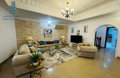 فيلا - 4 غرف نوم - 3 حمامات للايجار في الجفير - محافظة العاصمة