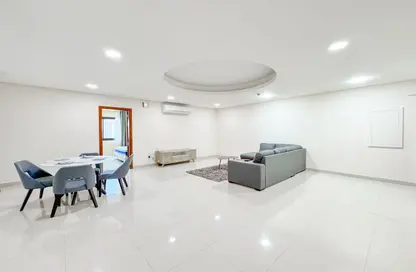 Apartment - 1 Bedroom - 1 Bathroom for rent in Seef - Capital Governorate