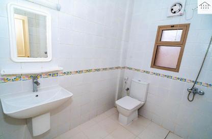 Apartment - 2 Bedrooms - 2 Bathrooms for rent in Ras Rumman - Manama - Capital Governorate Apartment - 2 Bedrooms - 2 Bathrooms for rent in Ras Rumman - Manama - Capital Governorate