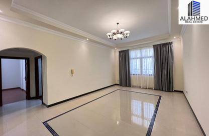 Apartment - 2 - 2 for rent in Al Juffair - Capital Governorate
