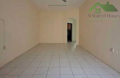 Apartment - 2 Bedrooms - 2 Bathrooms for rent in Hidd - Muharraq Governorate