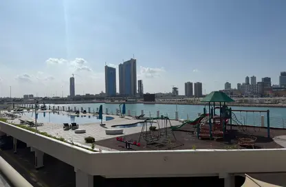 Apartment - 3 Bedrooms - 4 Bathrooms for rent in Reef Island - Capital Governorate