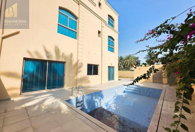 996157 - Property Image 2