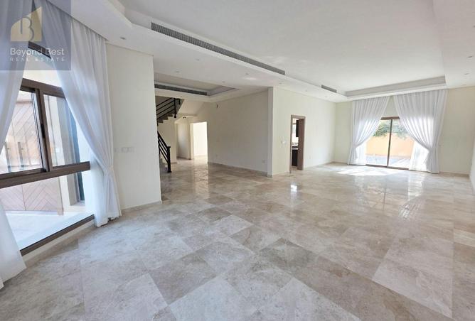 996157 - Property Image 3