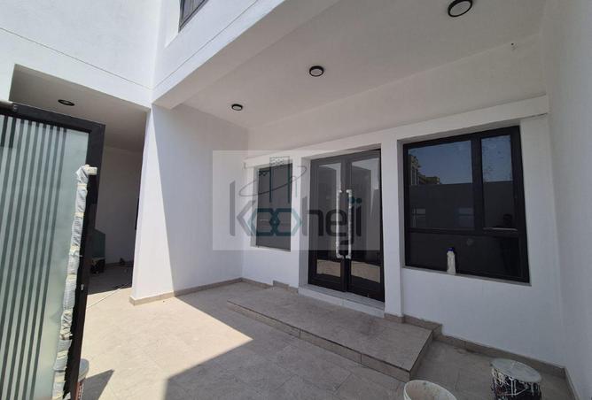 56422311 - Property Image 2