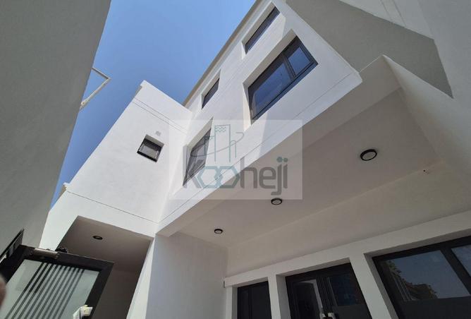 56422311 - Property Main Image