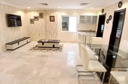 Apartment - 2 Bedrooms - 2 Bathrooms for rent in Al Burhama - Manama - Capital Governorate