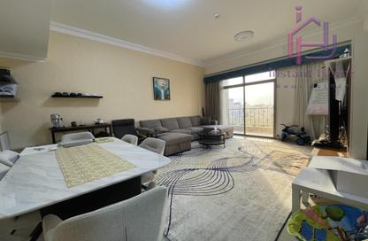 Apartment - 2 Bedrooms - 2 Bathrooms for sale in Exhibition Road - Hoora - Capital Governorate