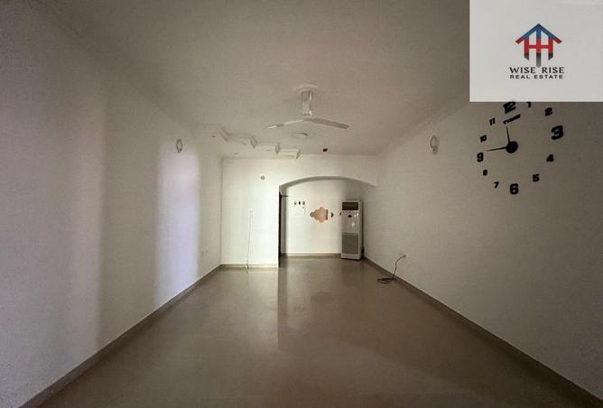 1001296 - صورة العقار 2