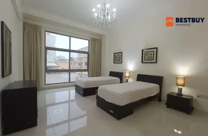 Apartment - 2 Bedrooms - 3 Bathrooms for rent in Um Al Hasam - Manama - Capital Governorate