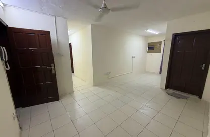 Apartment - 2 Bedrooms - 1 Bathroom for rent in Exhibition Road - Hoora - Capital Governorate