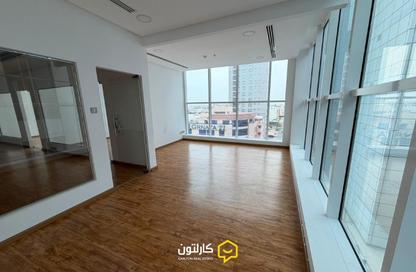Office Space - 3 Bedrooms - 2 Bathrooms for rent in Seef - Capital Governorate