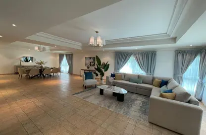 فيلا - 3 غرف نوم - 4 حمامات للايجار في الجنبية - المحافظة الشمالية