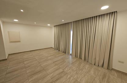 Apartment - 2 Bedrooms - 3 Bathrooms for rent in Saar - Northern Governorate