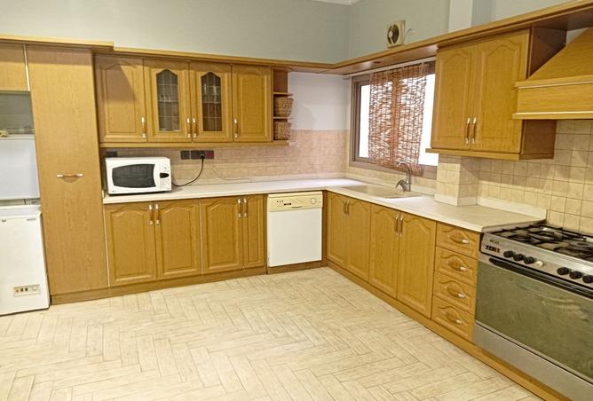 987319 - Property Image 3