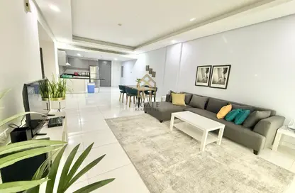 Apartment - 2 Bedrooms - 2 Bathrooms for rent in Amwaj Avenue - Amwaj Islands - Muharraq Governorate