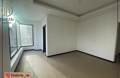 Apartment - 2 Bedrooms - 2 Bathrooms for sale in Galali - Muharraq Governorate