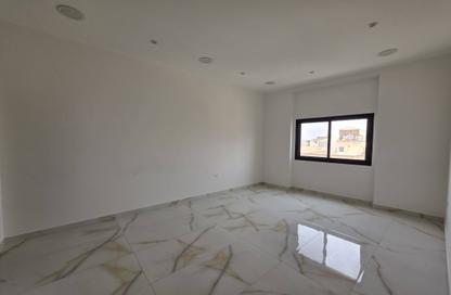 عمارة بالكامل - 7+ - 7+ للبيع في سند - المحافظة الوسطى