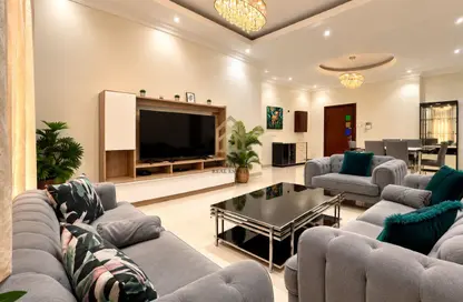 Apartment - 3 Bedrooms - 2 Bathrooms for rent in Hidd - Muharraq Governorate Apartment - 3 Bedrooms - 2 Bathrooms for rent in Hidd - Muharraq Governorate