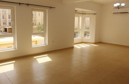 Apartment - 3 Bedrooms - 2 Bathrooms for rent in Saar - Northern Governorate Apartment - 3 Bedrooms - 2 Bathrooms for rent in Saar - Northern Governorate