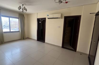 Apartment - 2 Bedrooms - 2 Bathrooms for rent in Hidd - Muharraq Governorate