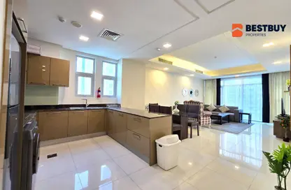 Apartment - 2 Bedrooms - 3 Bathrooms for sale in Al Juffair - Capital Governorate