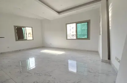 Apartment - 3 Bedrooms - 2 Bathrooms for rent in Um Al Hasam - Manama - Capital Governorate