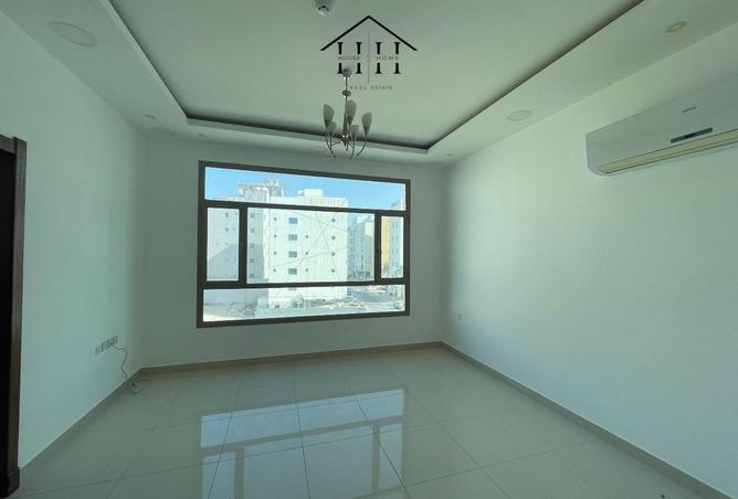 985201 - Property Main Image