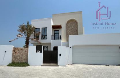 Villa - 4 Bedrooms - 5 Bathrooms for sale in Ras Hayan - Southern Governorate