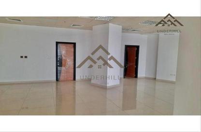 Office Space - Studio - 2 Bathrooms for rent in Khamis - Northern Governorate
