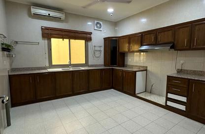 Apartment - 3 Bedrooms - 3 Bathrooms for sale in Hidd - Muharraq Governorate