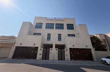 Villa - 5 Bedrooms - 6 Bathrooms for rent in Zinj - Manama - Capital Governorate