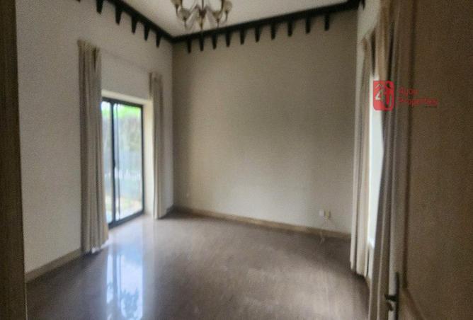 52328901 - Property Image 3