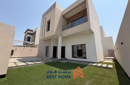 Villa - 4 Bedrooms - 6 Bathrooms for sale in Tubli - Central Governorate