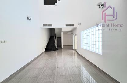 Villa - 4 Bedrooms - 5 Bathrooms for rent in Janabiya - Northern Governorate