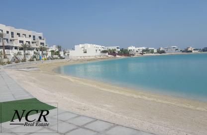Villa - 4 Bedrooms - 5 Bathrooms for rent in Najma - Amwaj Islands - Muharraq Governorate