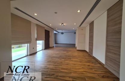 Villa - 4 Bedrooms - 5 Bathrooms for rent in Najma - Amwaj Islands - Muharraq Governorate