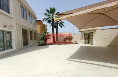 فيلا - 5 غرف نوم - 5 حمامات للايجار في توبلي - المحافظة الوسطى فيلا - 5 غرف نوم - 5 حمامات للايجار في توبلي - المحافظة الوسطى