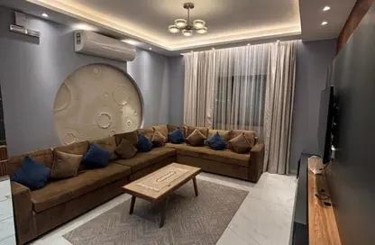 Apartment - 3 Bedrooms - 4 Bathrooms for rent in Busaiteen - Muharraq Governorate