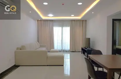 Apartment - 2 Bedrooms - 2 Bathrooms for rent in Busaiteen - Muharraq Governorate