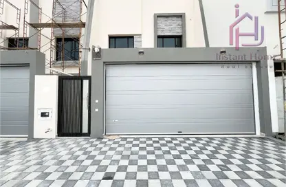 Villa - 5 Bedrooms - 6 Bathrooms for sale in Diyar Al Muharraq - Muharraq Governorate