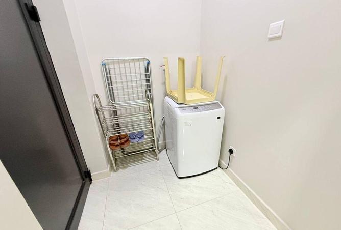 995621 - Property Image 2