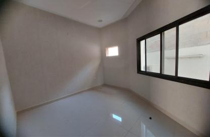 Apartment - 2 Bedrooms - 2 Bathrooms for rent in Jid Ali - Central Governorate