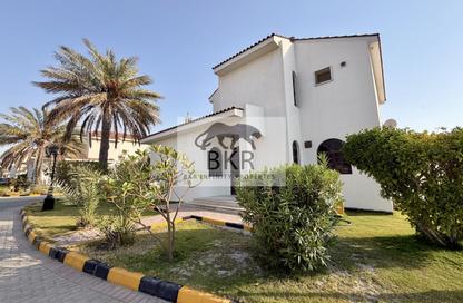 فيلا - 4 غرف نوم - 3 حمامات للايجار في الجنبية - المحافظة الشمالية فيلا - 4 غرف نوم - 3 حمامات للايجار في الجنبية - المحافظة الشمالية