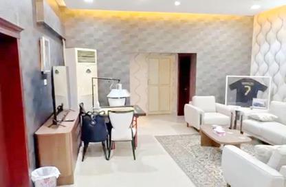 Apartment - 2 Bedrooms - 2 Bathrooms for rent in Sanad - Central Governorate