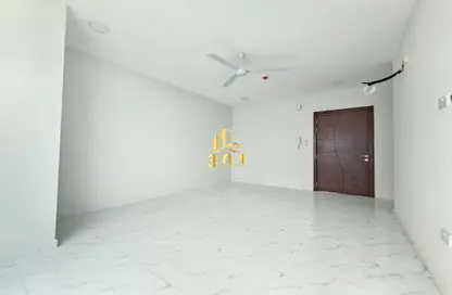Apartment - 2 Bedrooms - 2 Bathrooms for rent in Isa Town - Central Governorate
